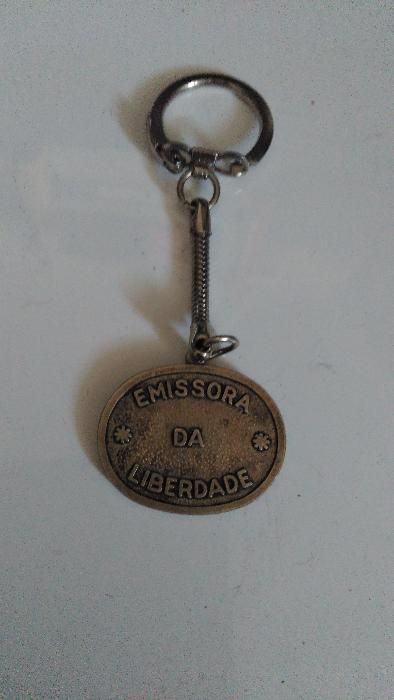 Porta chaves antigo alusivo 25 abril 74 RCP