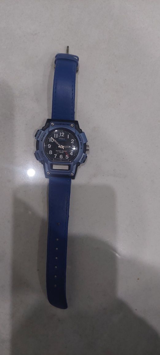 Zegarek casio AQ-150W podświetlany analogowo cyfrowy
