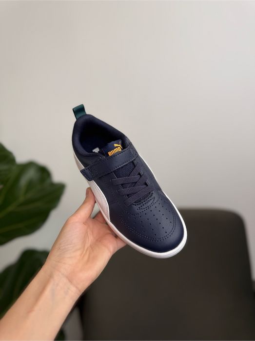 Оригінальні дитячі кросівки Puma, розпродаж,  ідеальні до школи,