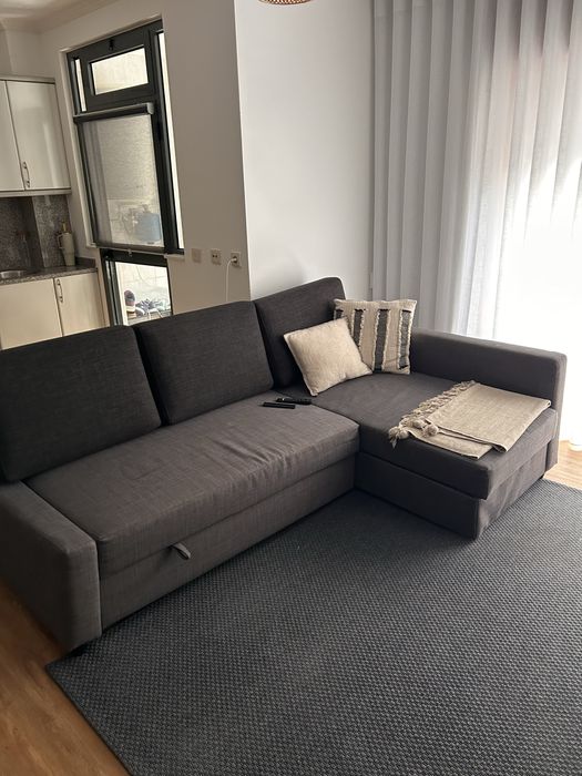Sofa-cama em bom estado