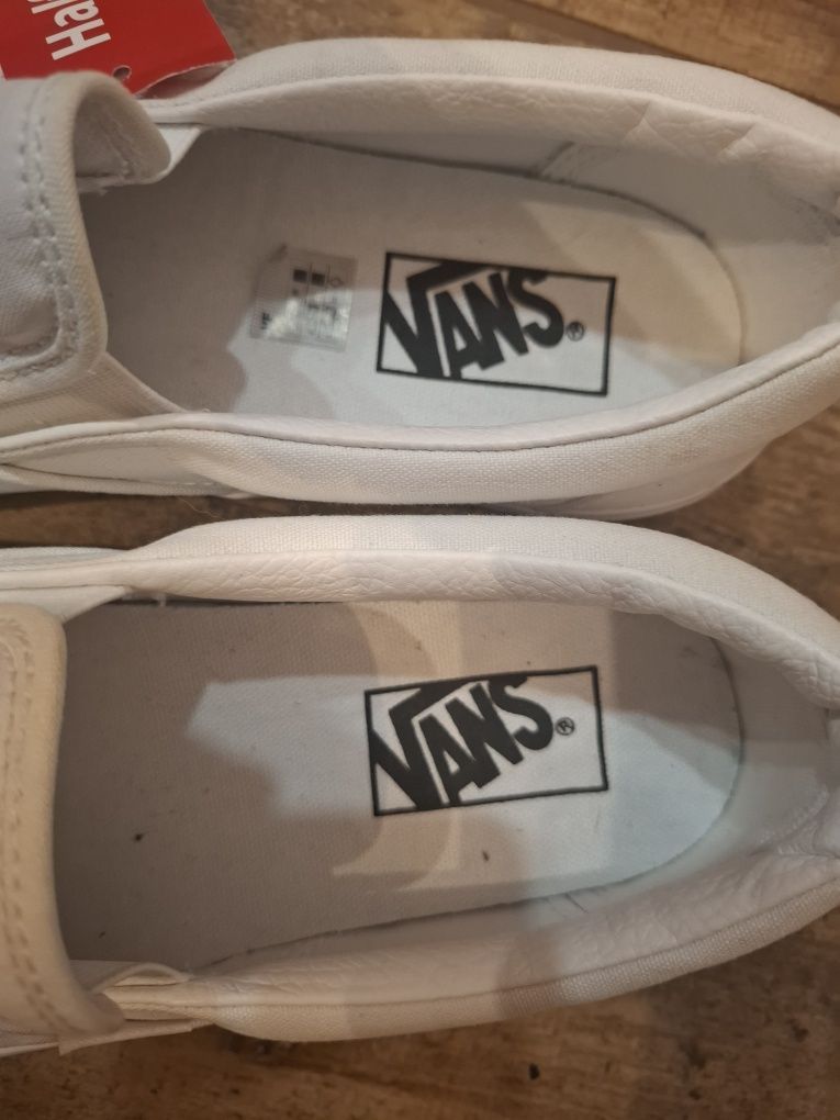 Nowe buty vans slip on 40.5