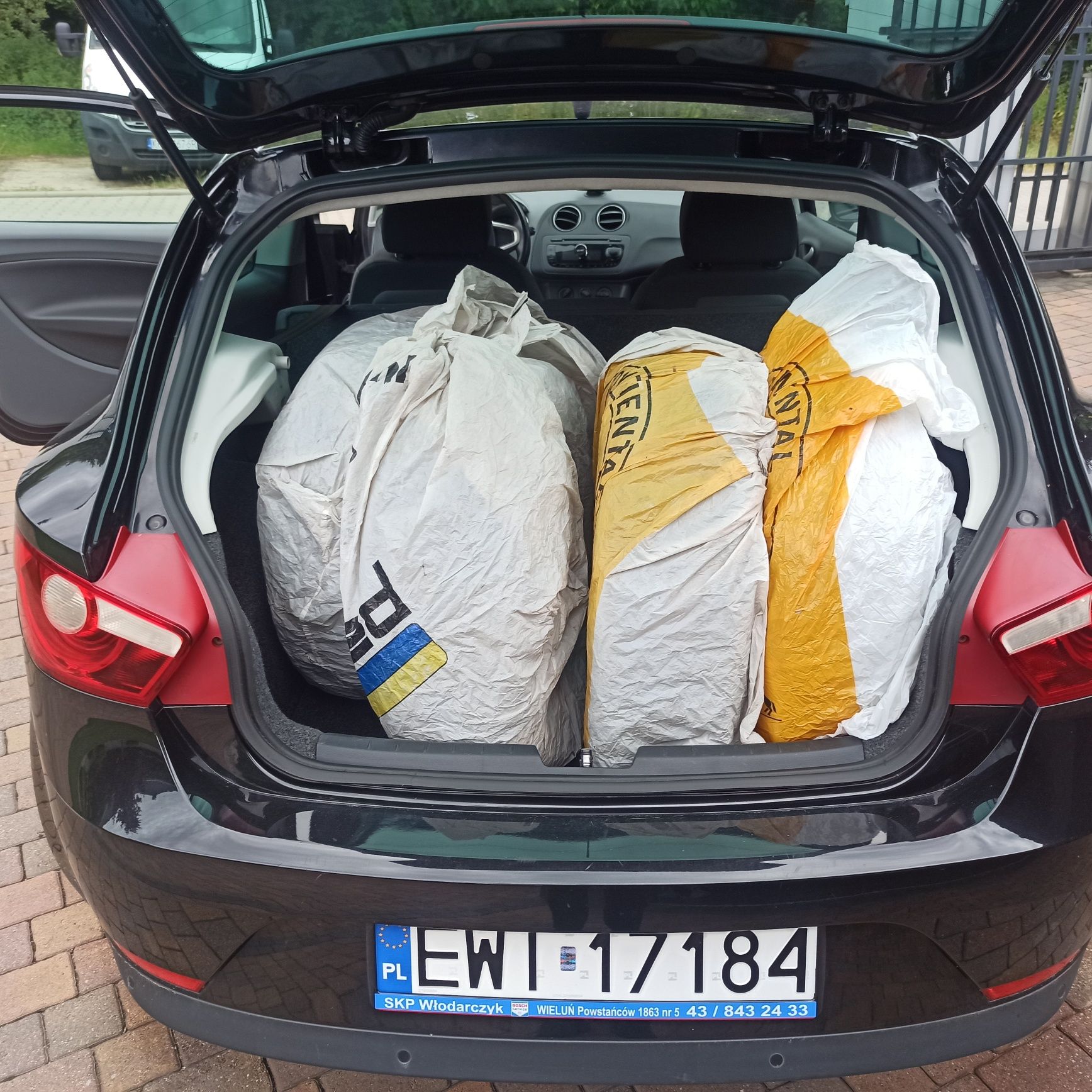 Ibiza  Sport  1,4  klima   elektryka  2  komplety  kół