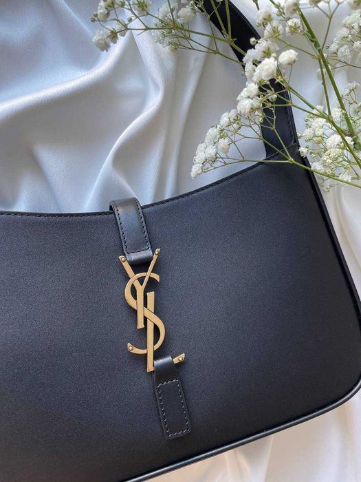 Сумочка Yves Saint Laurent Hobo, оригинал
