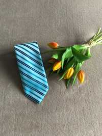 śliczny krawat żakardowy niebieski w paski