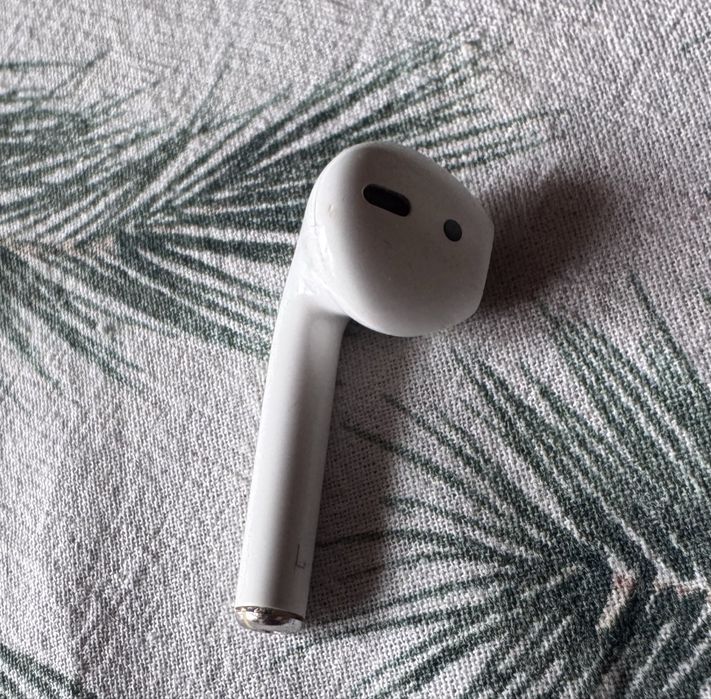 Наушник Apple airpods 2 A2031 левый Bluetooth