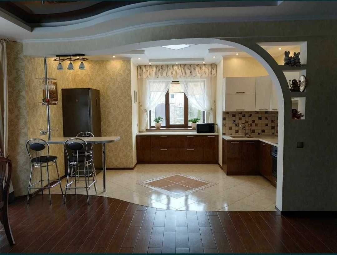 (7) Продам будинок с. Березина 1143