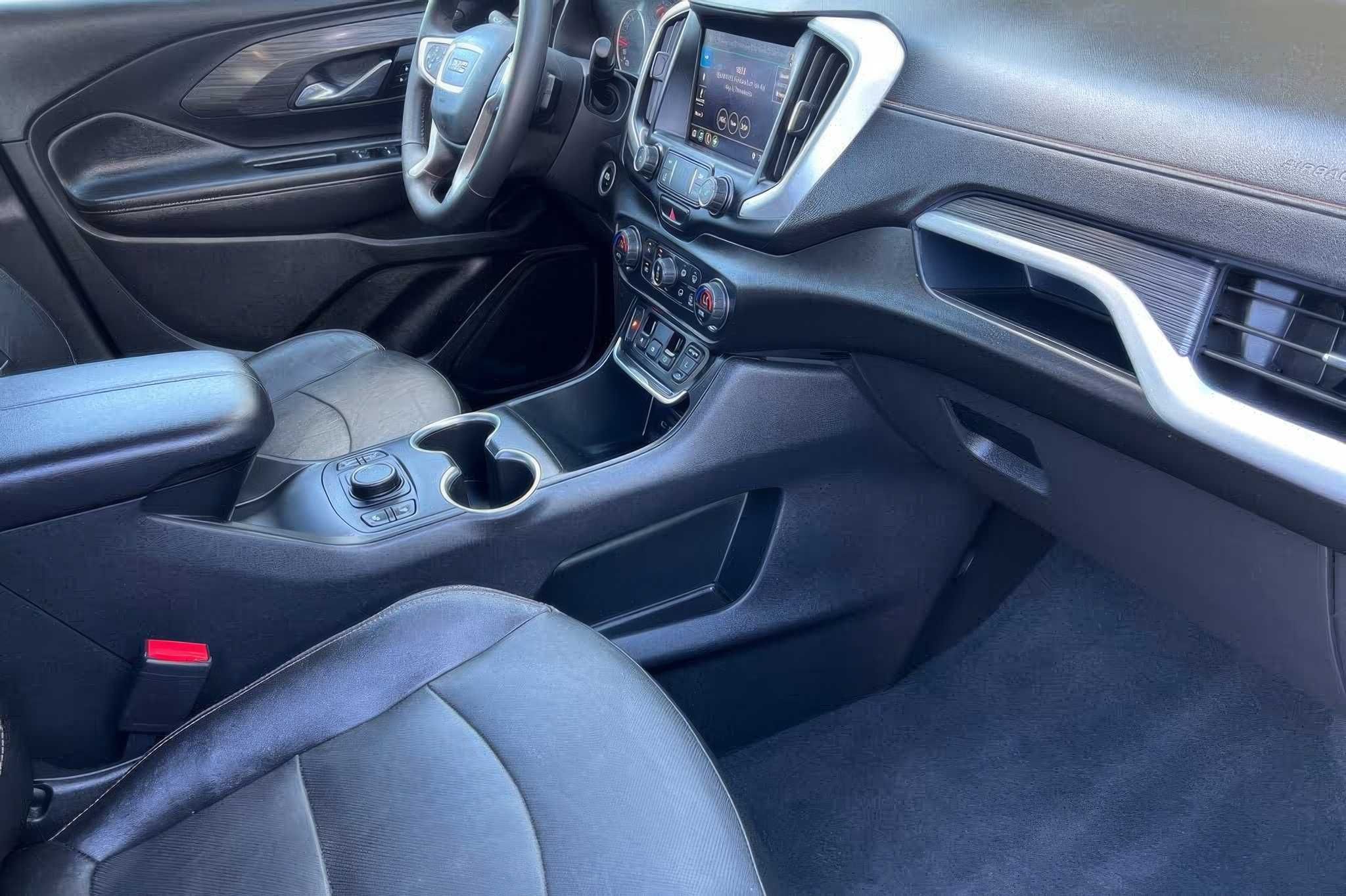 2020 GMC Terrain SLT FWD