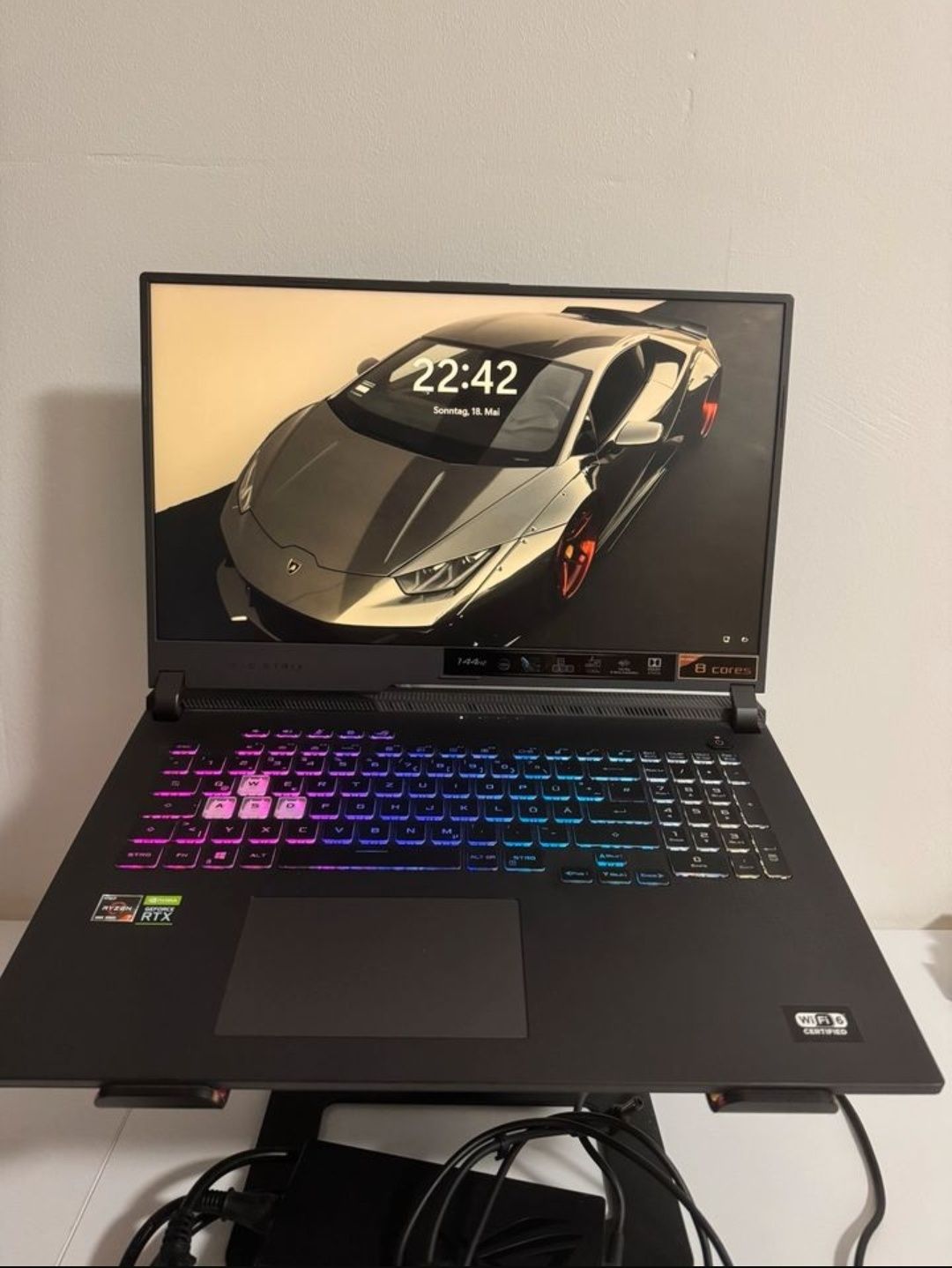 ASUS ROG Strix G713IC-HX041W ігровий геймерський ноутбук