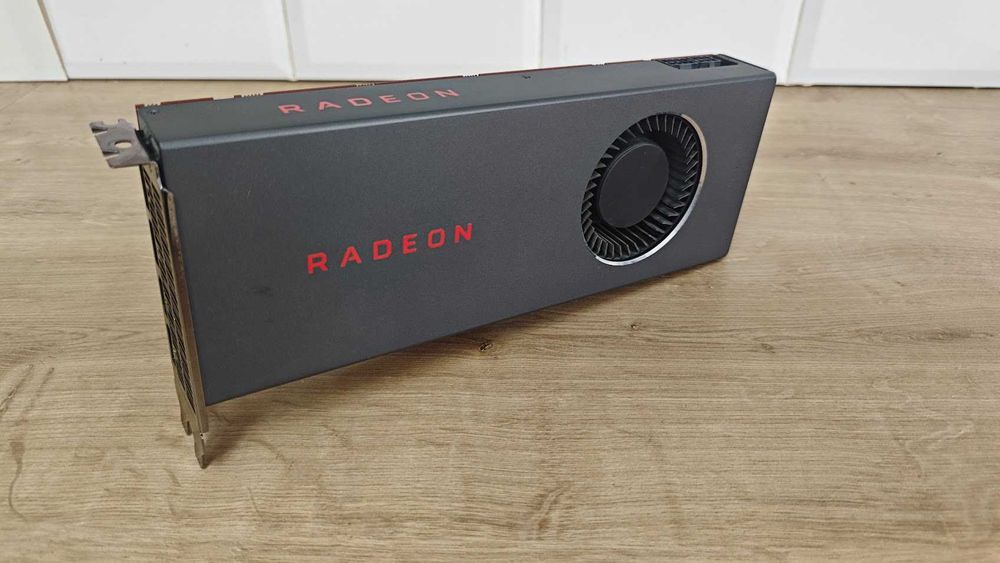 Asus RX 5700 8 GB Ref на пломбі XT потужніше Radeon 580, Vega, nVidia
