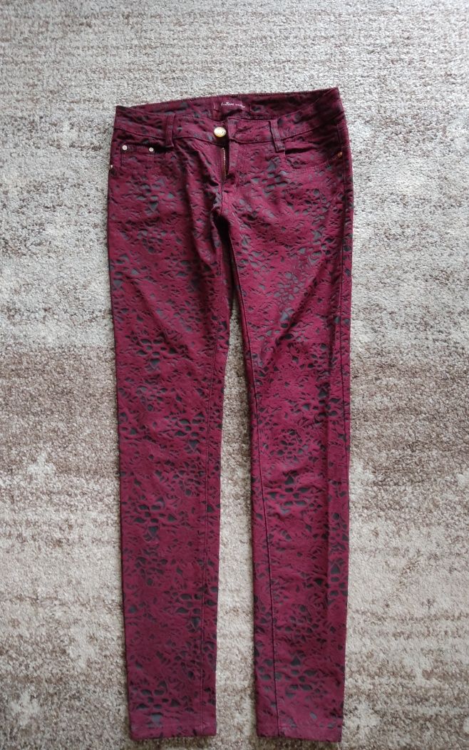 Spodnie damskie, orginalny wzór i kolor, size 31.