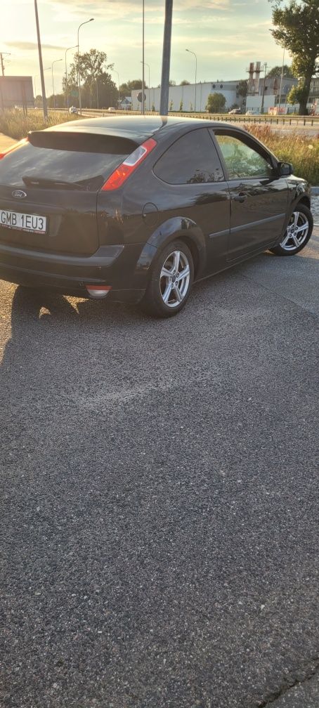 Ford focus pełen bak paliwa