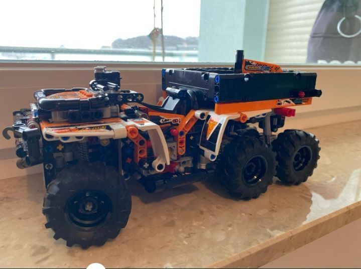 Przewoźnik do drewna LEGO (rezerwacja)