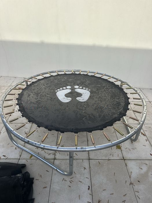 Trampolim 140 cm diametro crianças