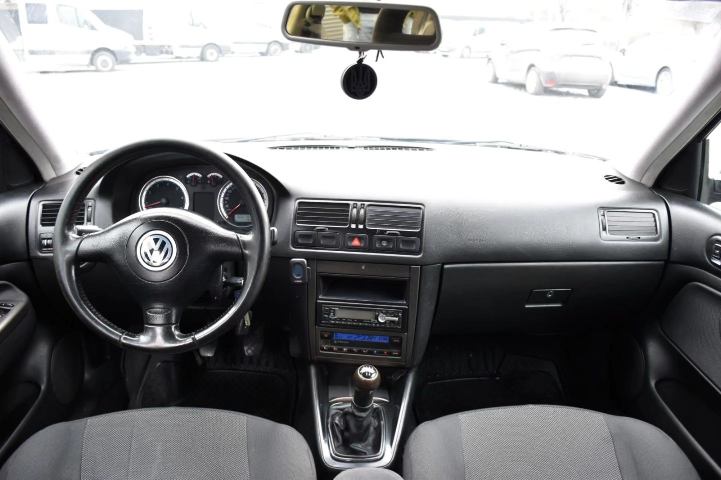 Volkswagen Bora 1.6 mpi 2001 ідеал