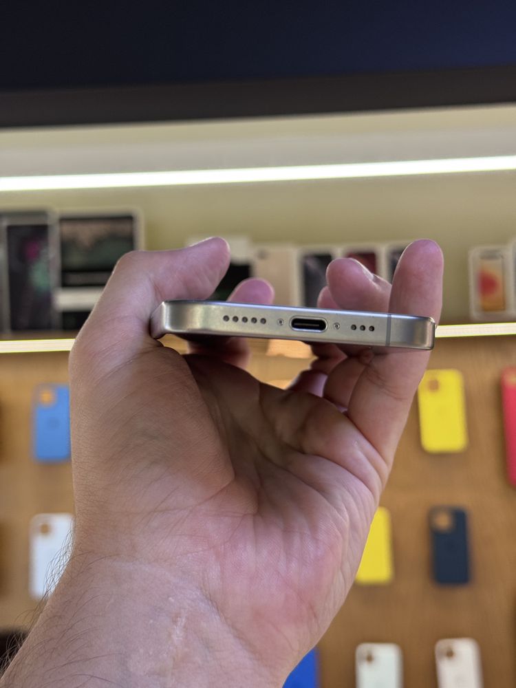 iPhone 15 Pro 256gb Natural з Гарантією