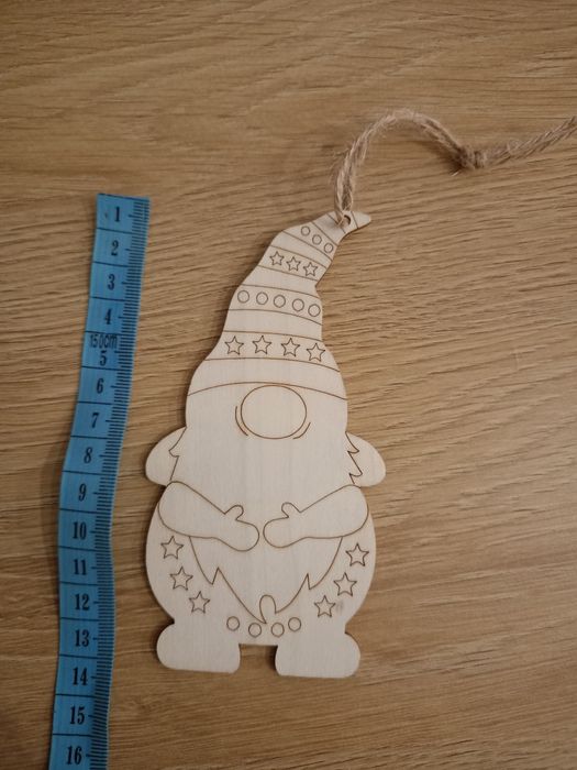 Drewniane zawieszki krasnale x10