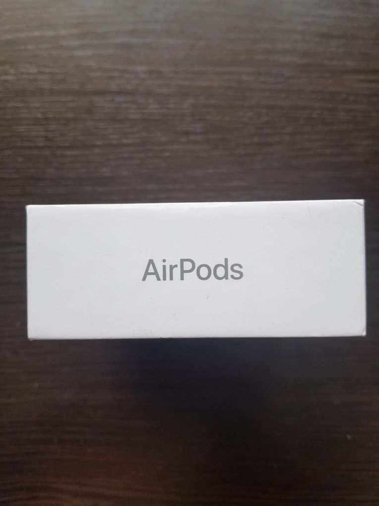 Навушники TWS Apple AirPods 4