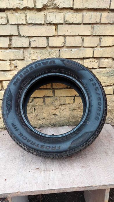 Шини б/у 225 60 R16 Minerva Frost Trac HP