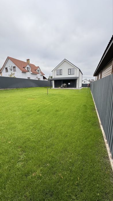 Готовый дом в закрытом коттеджном городке, Ирпень. Газовое отопление.