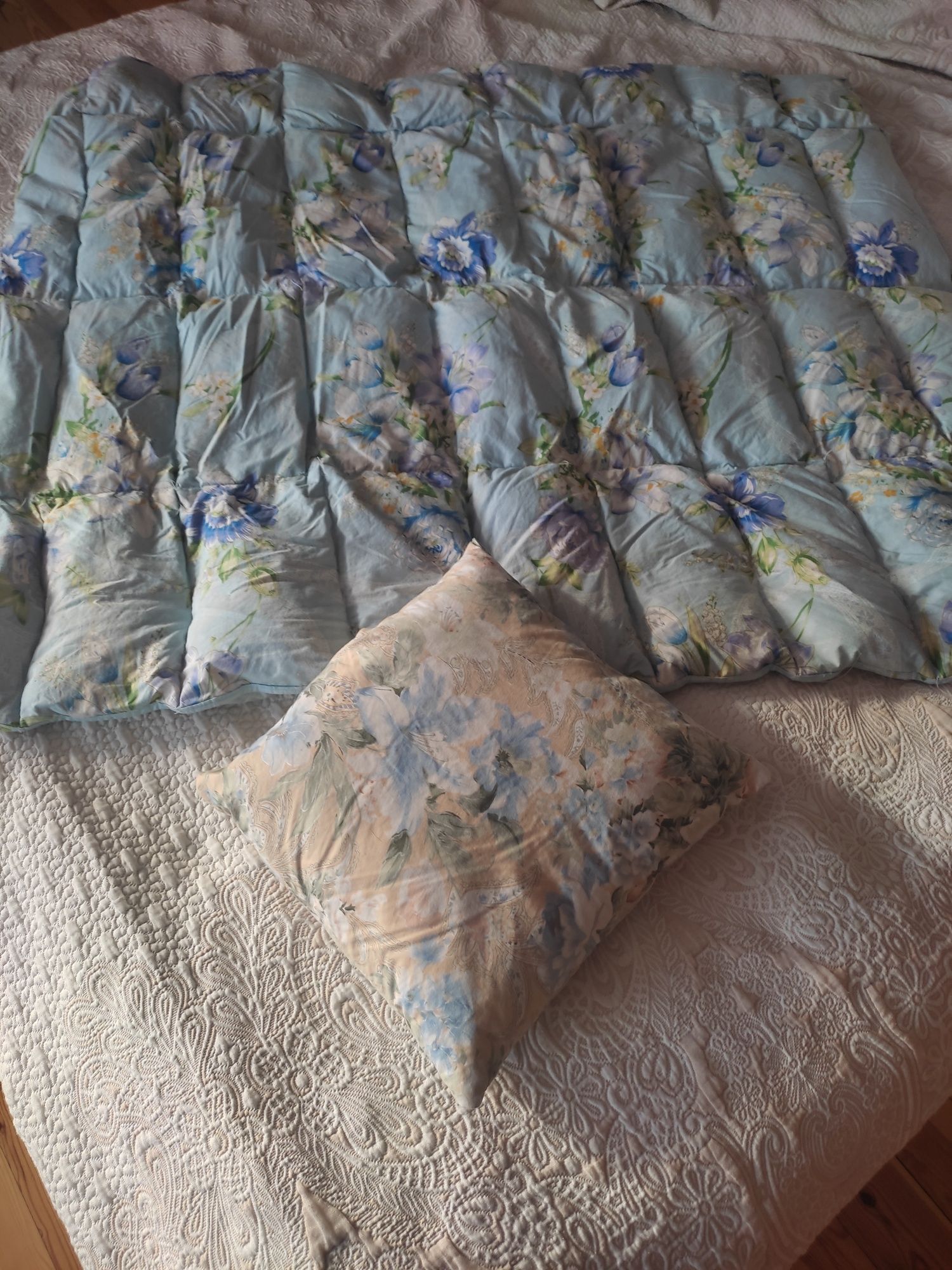 Пухова ковдра-перина і подушка дитячі