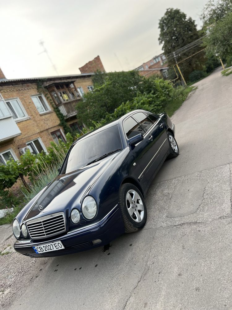 Продам мерсіка w210