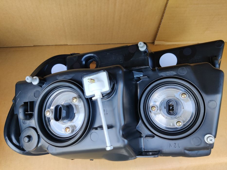 Фари jeep grand cherokee, телевізор, кріплення фар, джип черокі