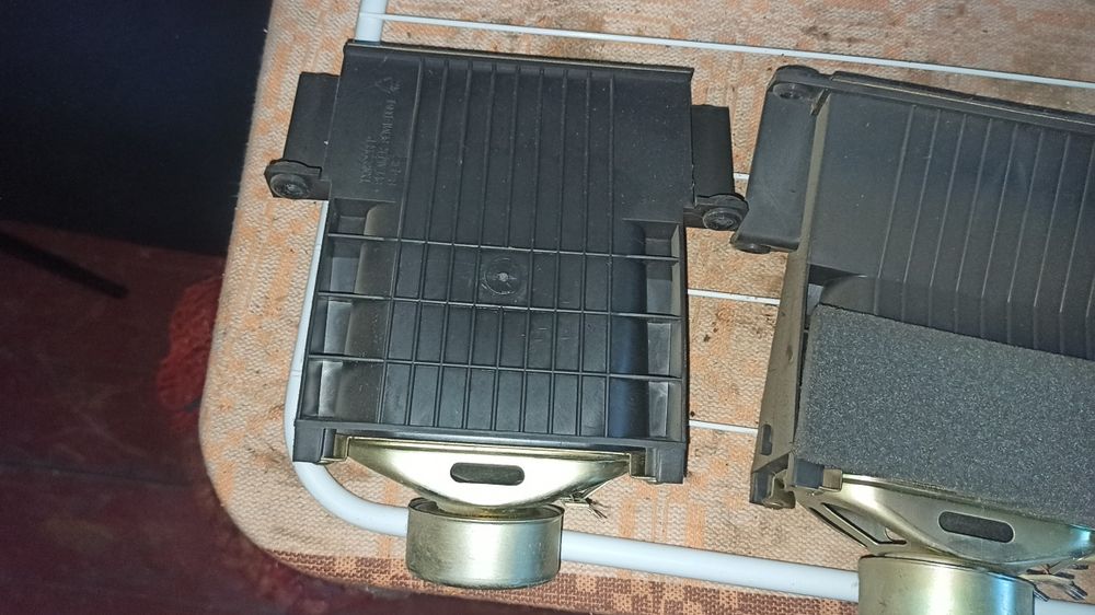 Динамики с корпусом