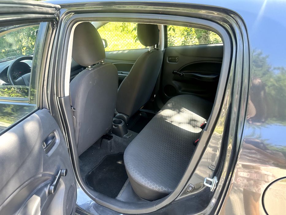 Wypożyczalnia  wynajem samochodów osobowych