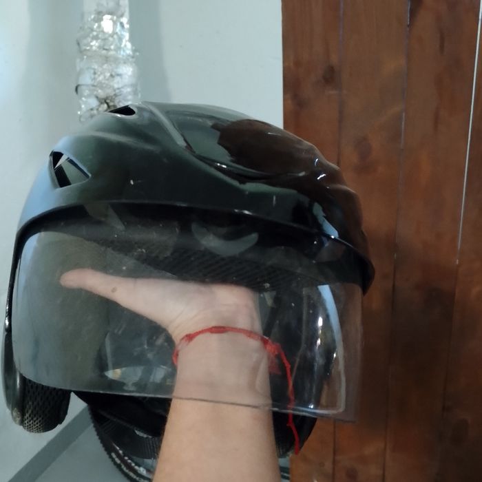 Kask ochronny na motor