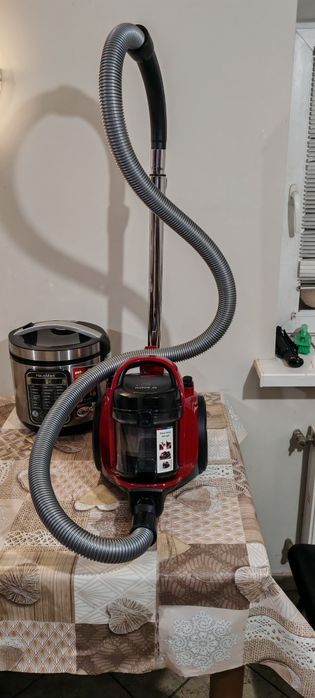 Продам майже новий пилосос Бош