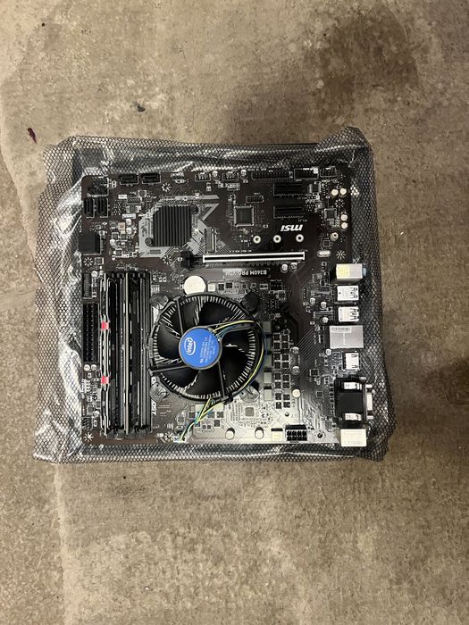 Płyta główna msi B360M PRO-VDH + Intel core i3-8100 + 16GB RAM