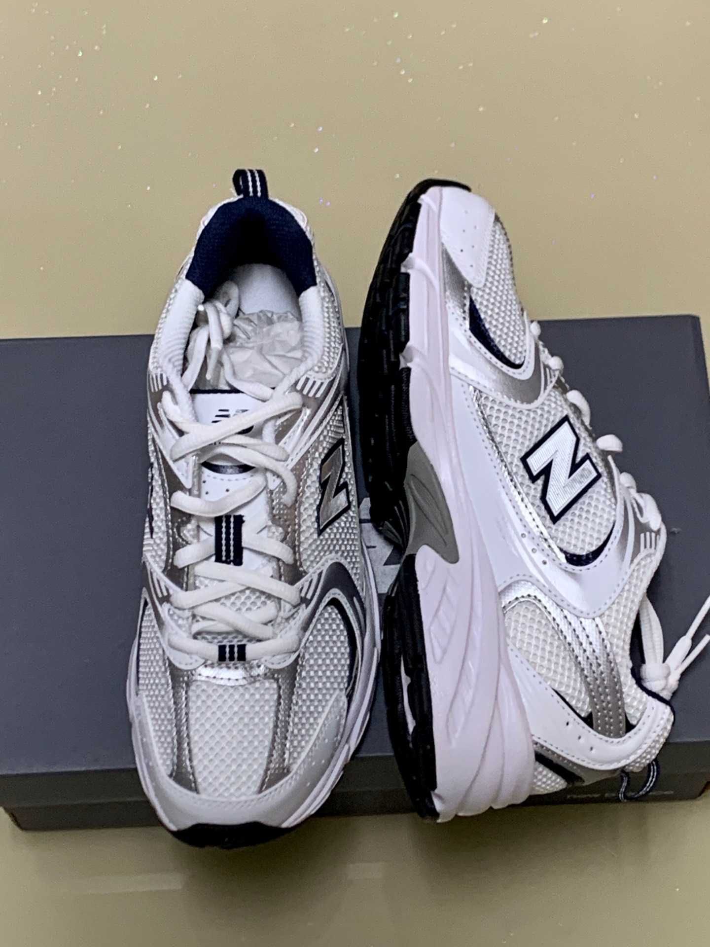 *NewBalance530Biały Pozostafa.37