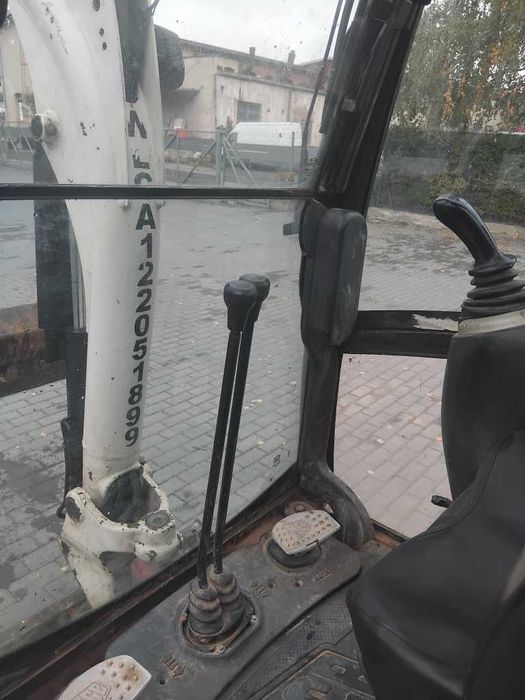 Na sprzedaż: Mini-koparka JCB 8018 z Lawetą Niewiadów B3500