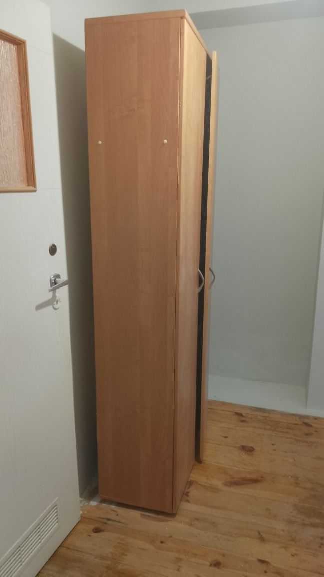 Szafa  kolor olcha wymiary 200/80/40