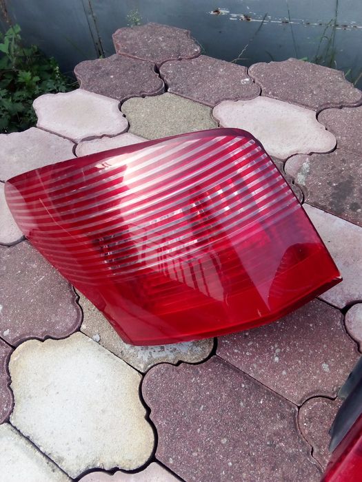 Lampy tylne Peugeot 407 SW