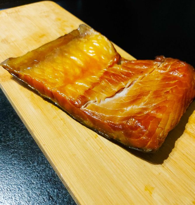 Ryby wędzone – smak i tradycja - pstrąg łosoś jesiotr