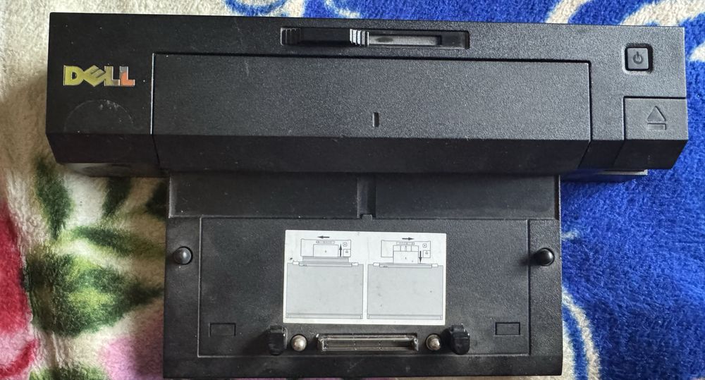 Продам док-станцію до ноутбука Dell Precision m6800
