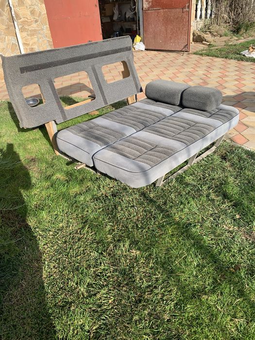 Диван крісло для авто