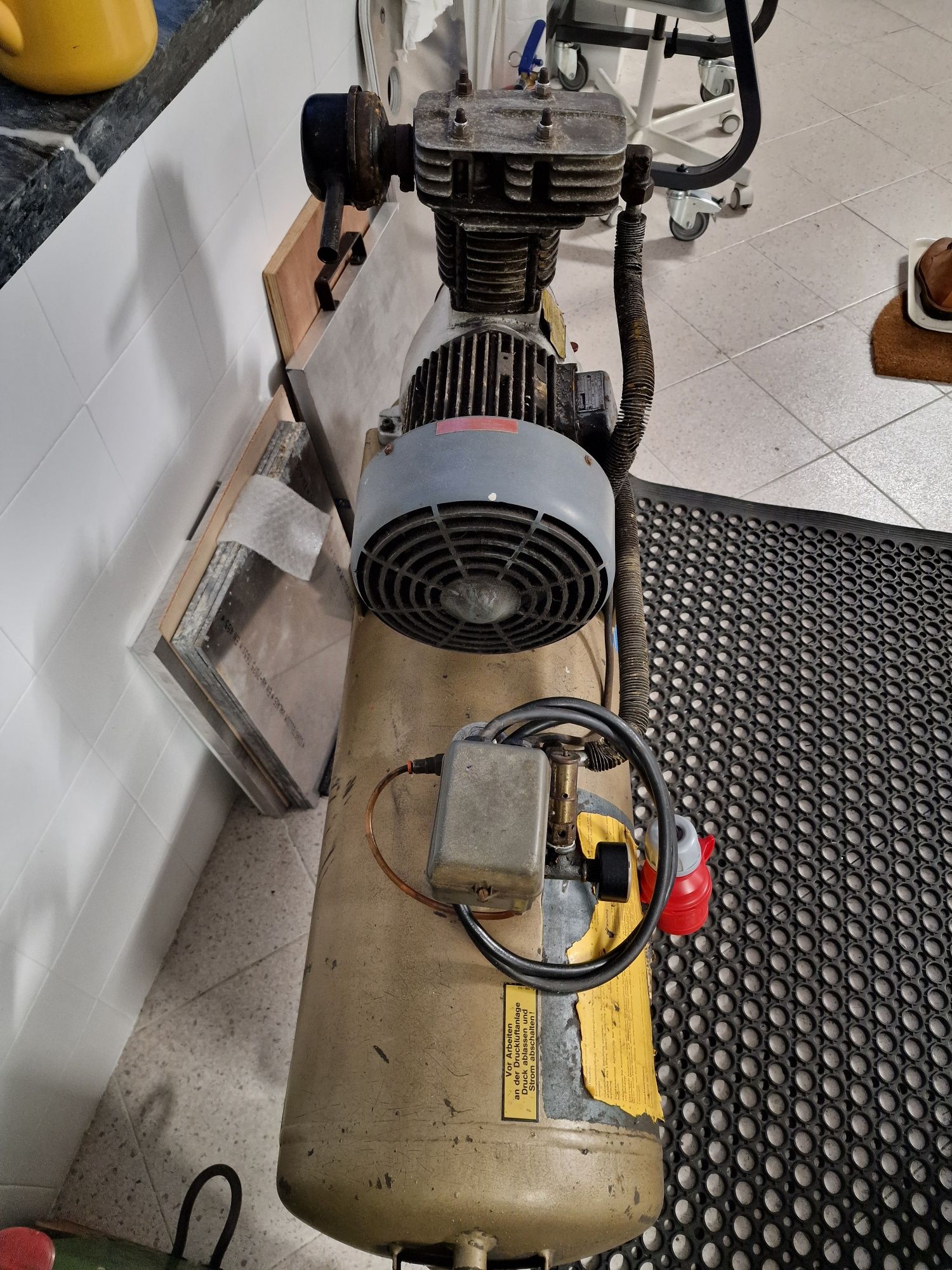 Compressor Mahle Germany 90 lts. 10bar