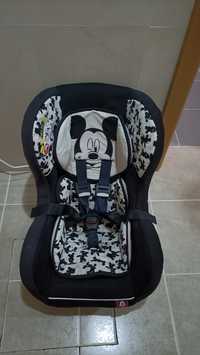 Cadeira auto reclinável do Mickey,praticamente nova.