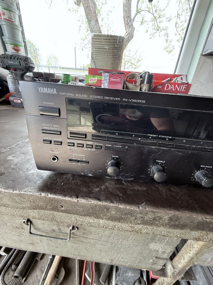 Amplituner YAMAHA RX-V390 RDS czarny