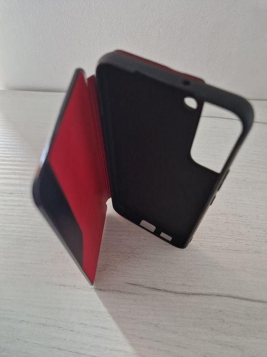 Kabura Smart View do Samsung Galaxy S22 Plus czerwona