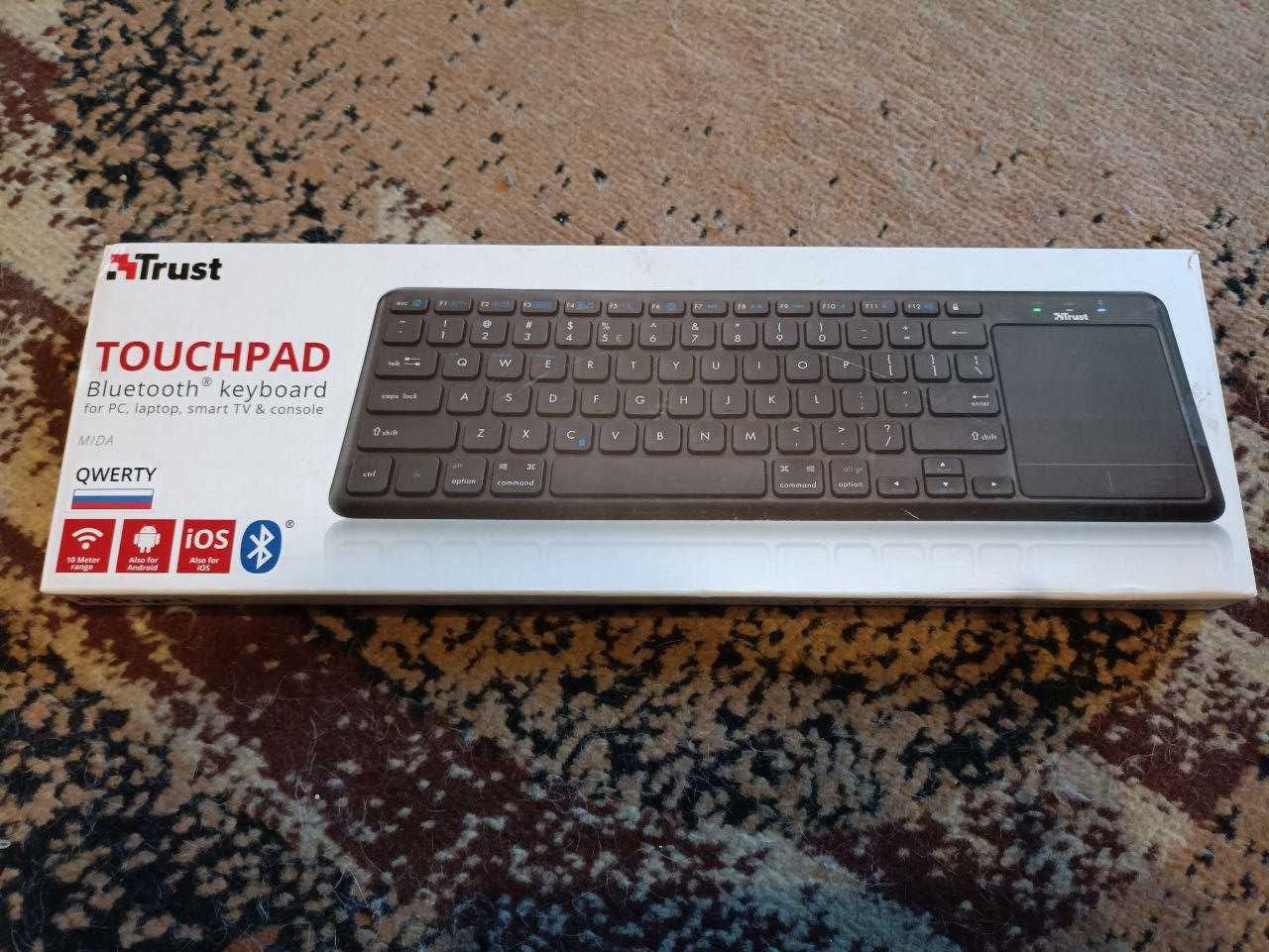 Trust Mida Bluetooth Wireless Keyboard with XL touchpad