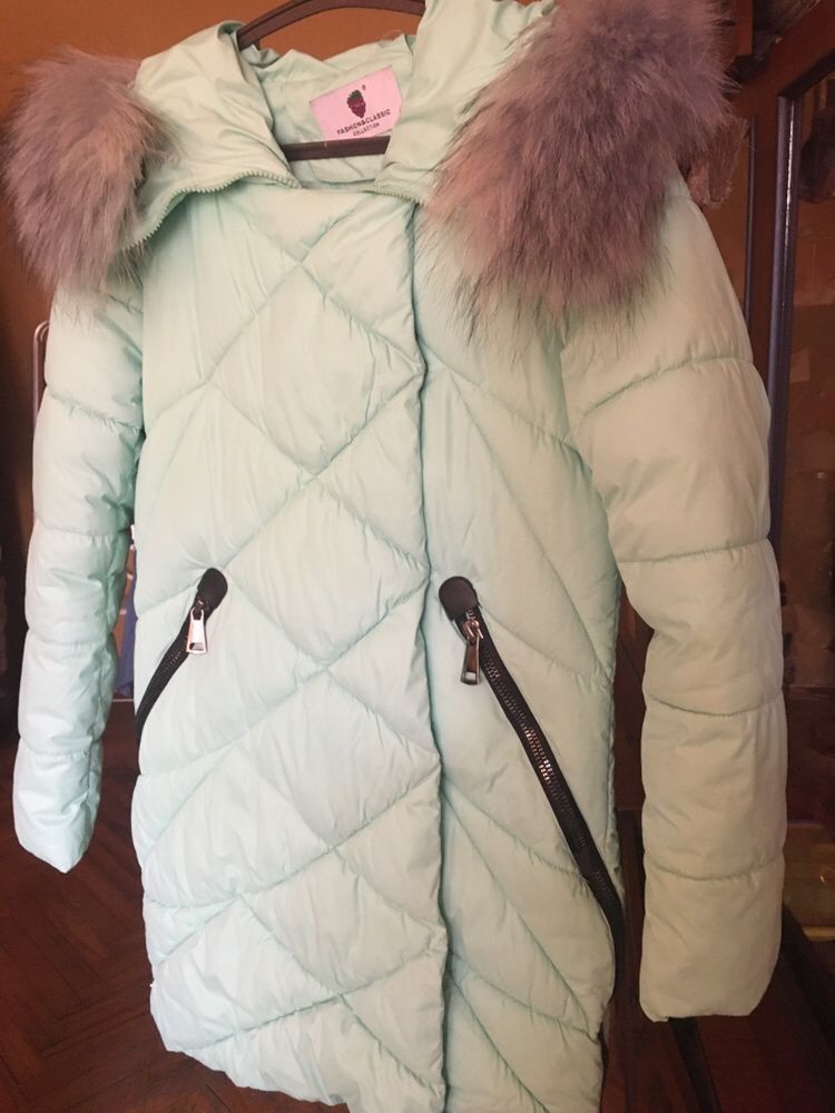 Теплая куртка женская