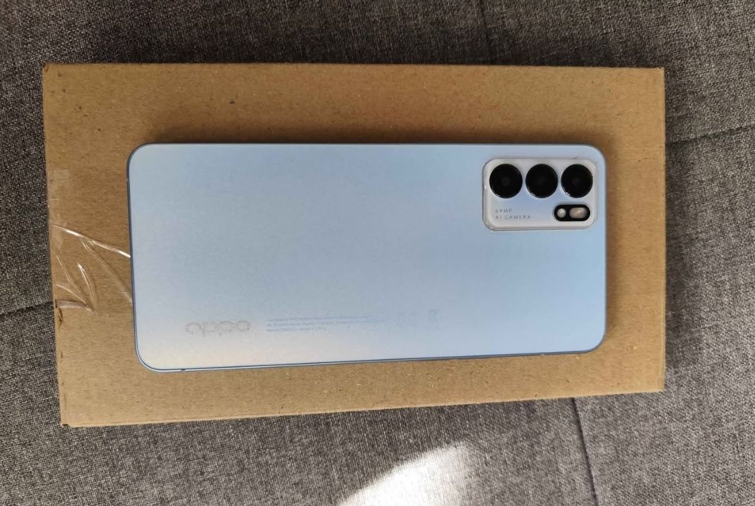 Oppo Reno 6 5 G niebieski