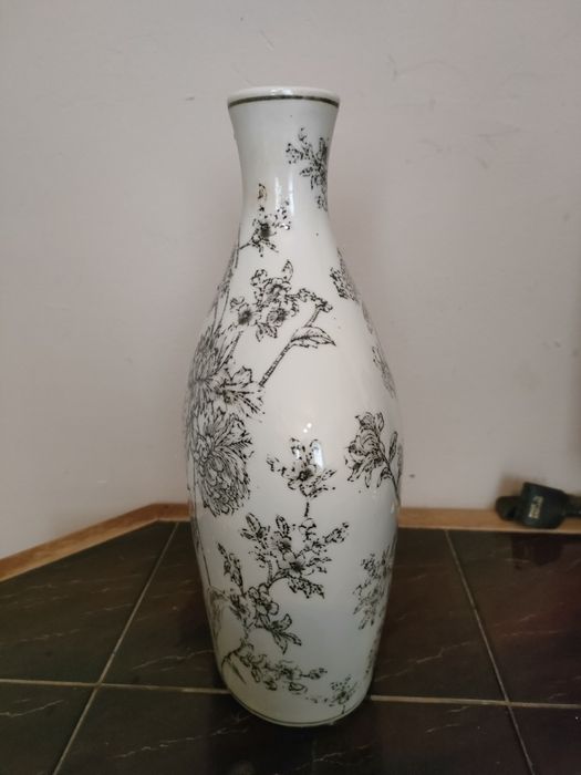 Duży ceramiczny wazon