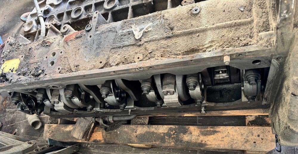 Блок двигуна ДАФ 95.430