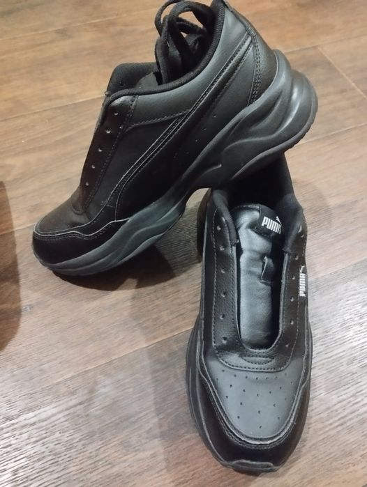Жіночі кросівки Puma