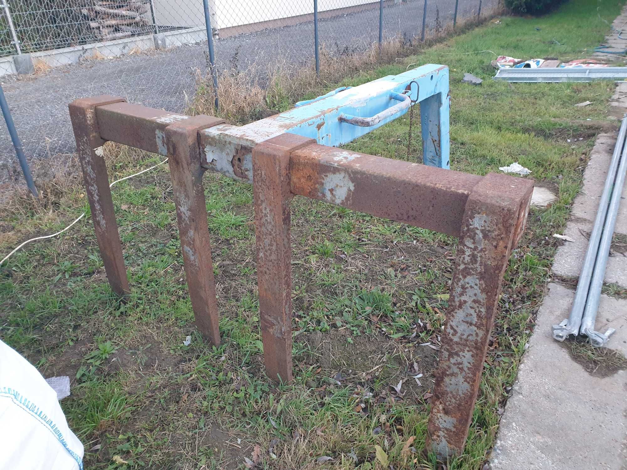Widły do żurawia , hds , Stalimet udźwig 3000 kg Bardzo solidne.