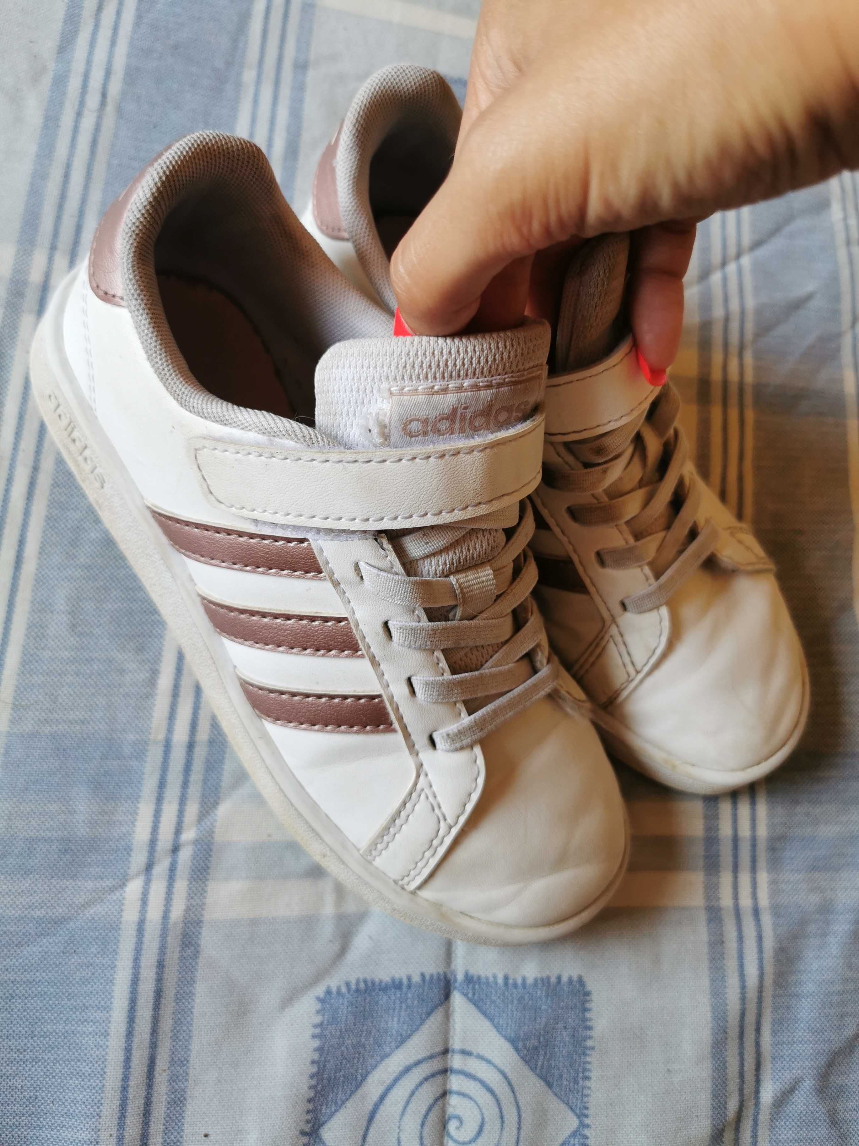 Adidas menina t. 32